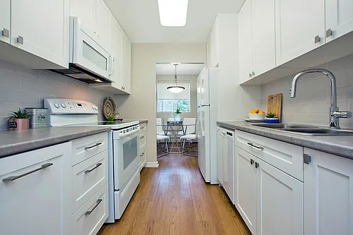 161 A Nelson St Photo 1