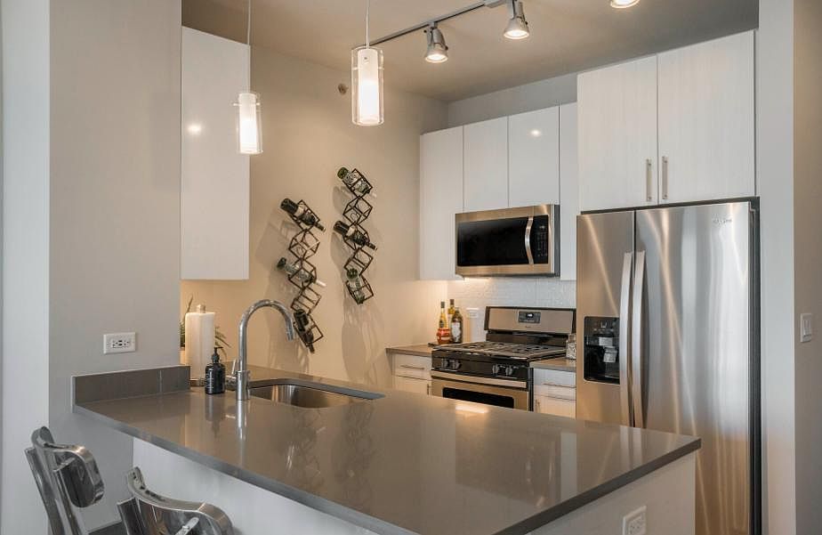 1st image of 162 W Polk St #514