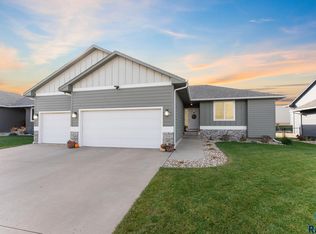 715 W. High Pointe St., Tea, SD 57064
