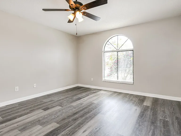 2629 Saffron Dr — Photo 14
