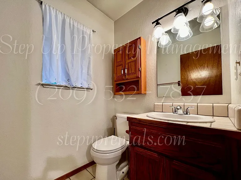 537 E Bald Mountain Rd — Photo 9