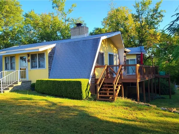 2103 Indian Rd, Fort Scott, KS 66701