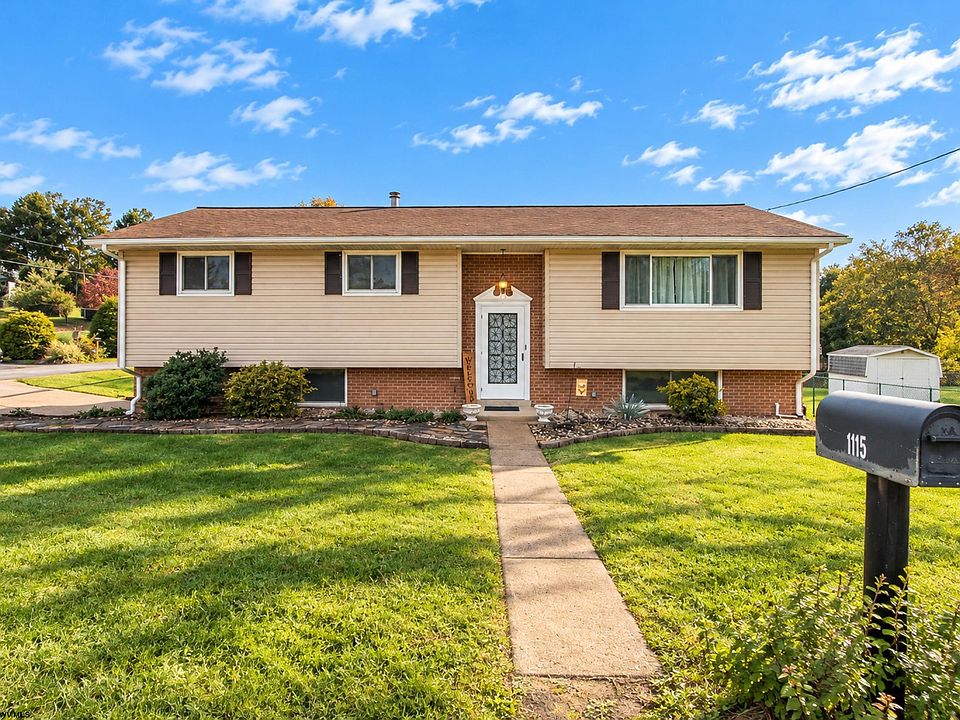 1st image of 1115 Deerfield Dr