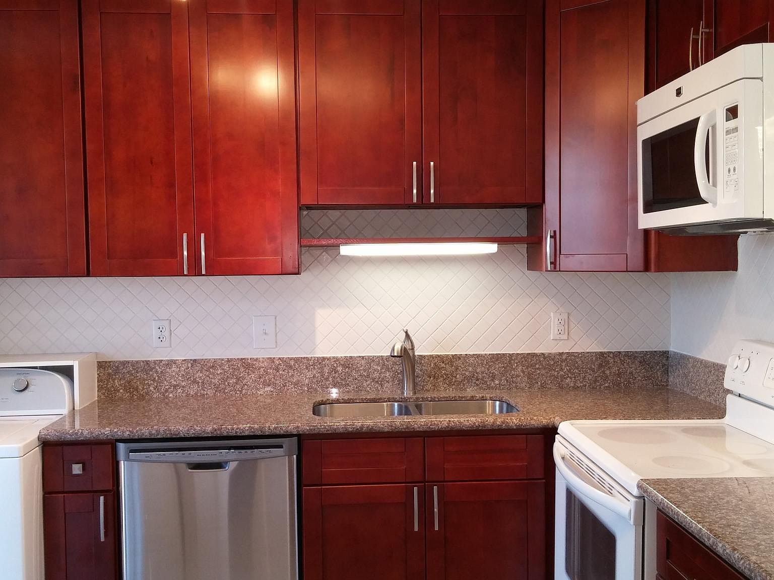 kiruakirua　1207 1207 Trilogy Blvd, Morrisville, NC 27560 | Zillow