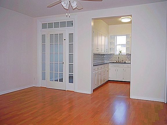 5th image of 706 Manhattan Ave APT 3