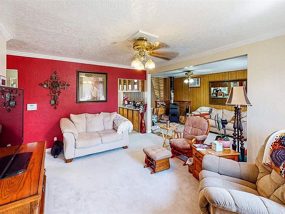 2nd image of 1717 N Penasco Dr