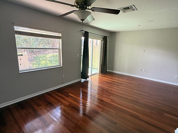 5th image of 297 Sterling Springs Ln
