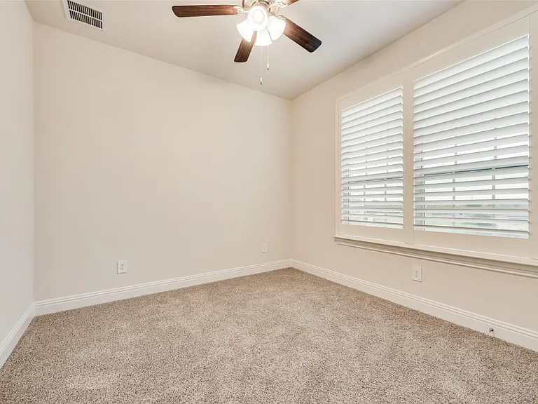 4526 Mona Lisa Ln — Photo 11