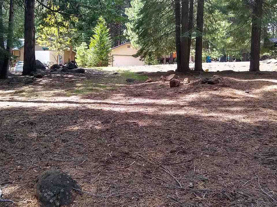 2nd image of 724 E Mountain Ridge Rd