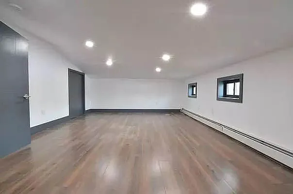 Rented by GROOME REALTY LLC | media 9