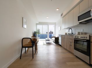 738 Normandie, Los Angeles, CA 90005