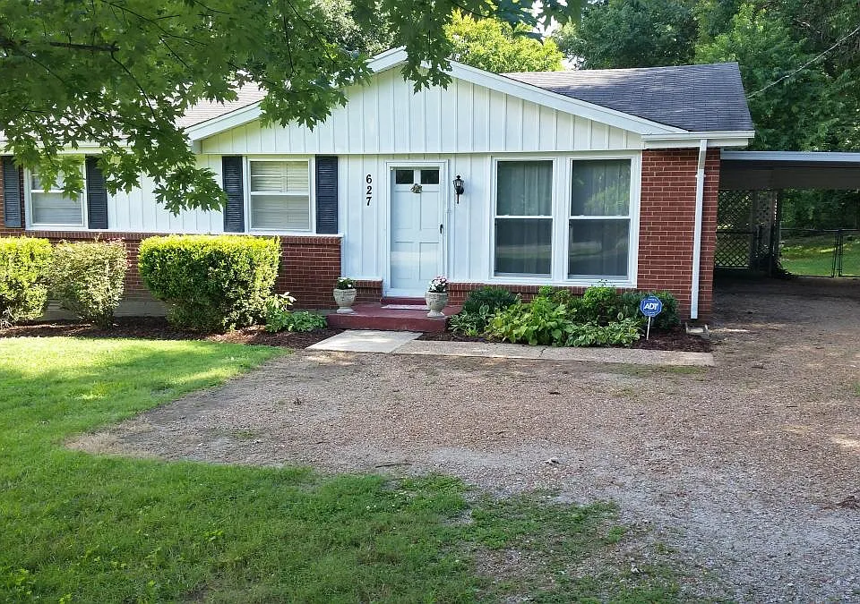 627 W Meade Blvd