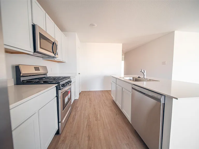 9126 Harvest Steel Dr — Photo 6