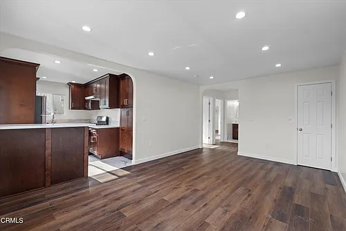 624 Silver Lake Blvd #4 Photo 1