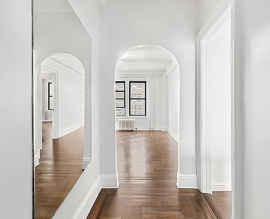 3rd image of 328 W 86th St APT 10B
