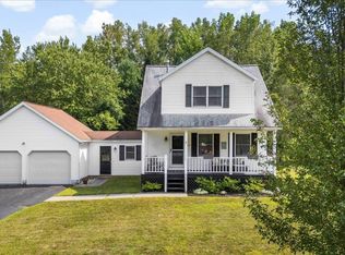 5 Highgate Rd, Wilton, NY 12831