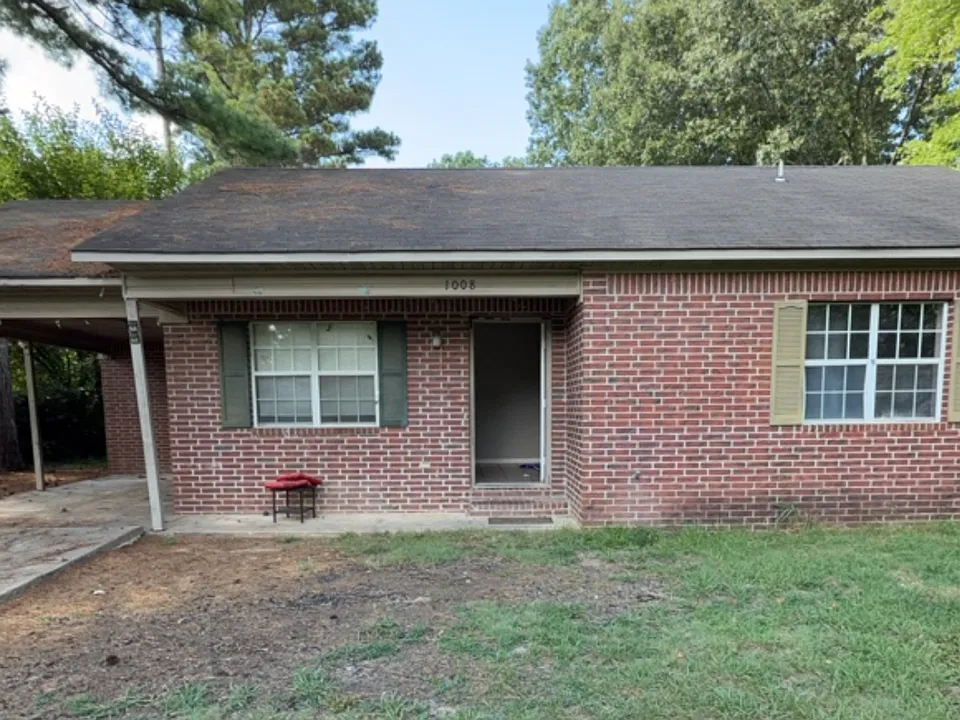 1008 Daybreak Dr
