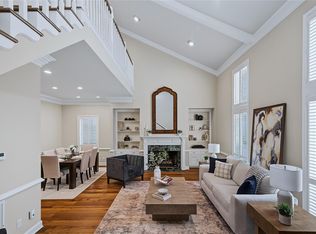 1723 Nantucket Dr, Houston, TX 77057
