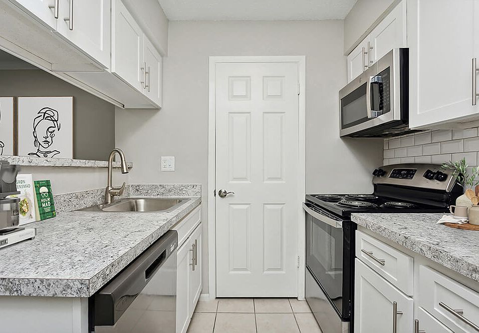 Carrollwood Station 8781 White Swan Dr Tampa FL Zillow