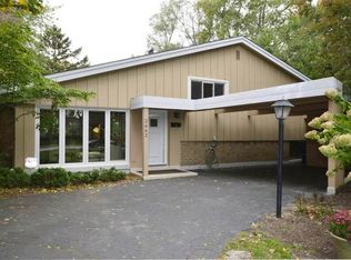 2662 Crawford Ave, Evanston, IL