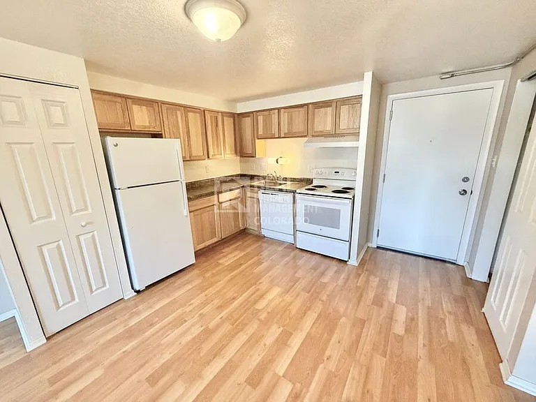 8824 E Florida Ave #106 — Photo 5
