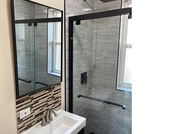 5th image of 2154 N Kildare Ave #1