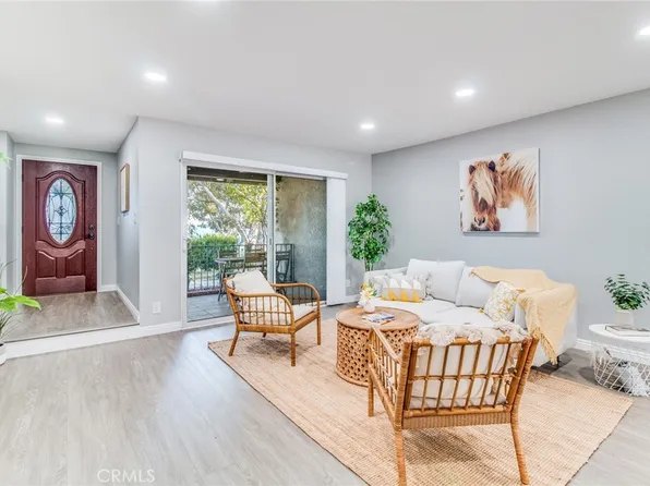 7757 Via Rosa Maria, Burbank, CA 91504