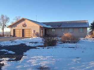 35 Skyline Dr, Riverton, WY 82501