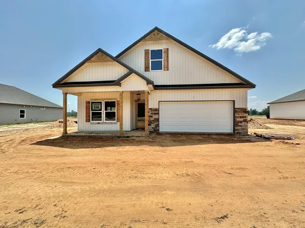 1983 Silcox Rd, Ashford, AL 36312