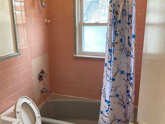 4th image of 165-05 78th Ave #2-3