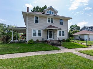 901 Park Ave, Elyria, OH 44035
