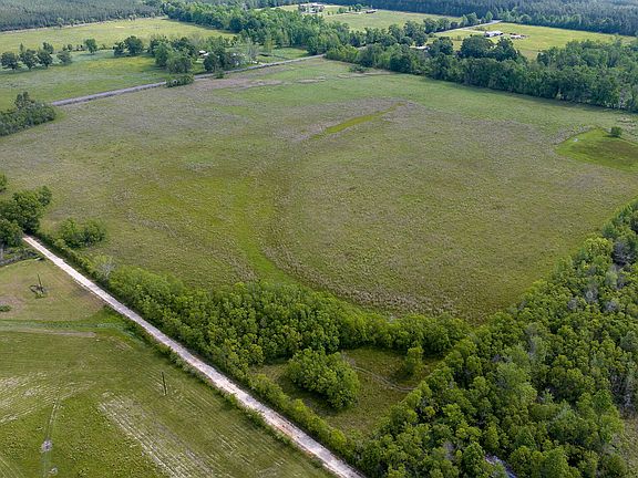 3rd image of Neale Oilfield Rd
