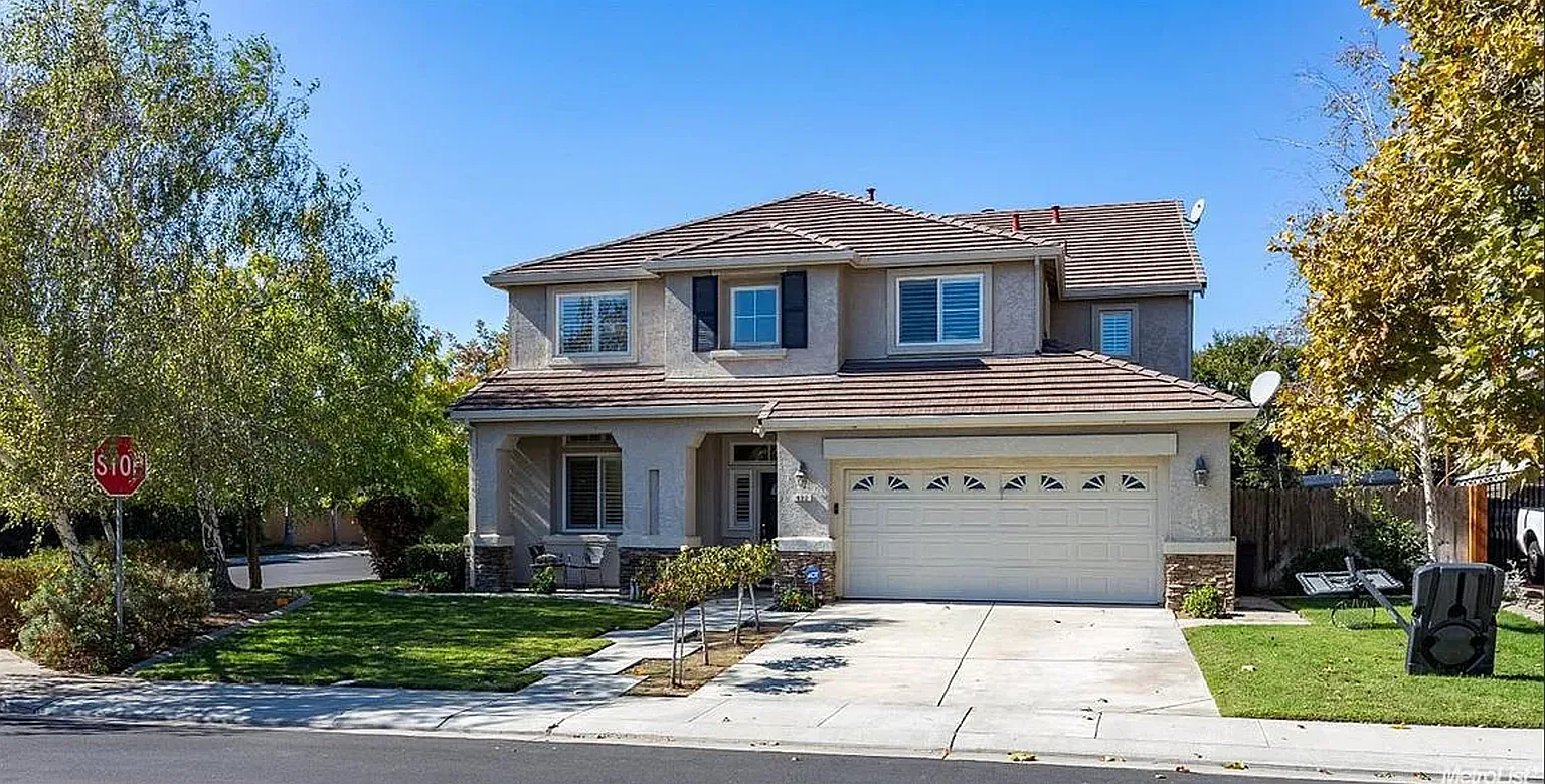 422 Heartland Pl photo 1