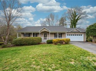 5150 Beaver Ct, Hickory, NC 28602