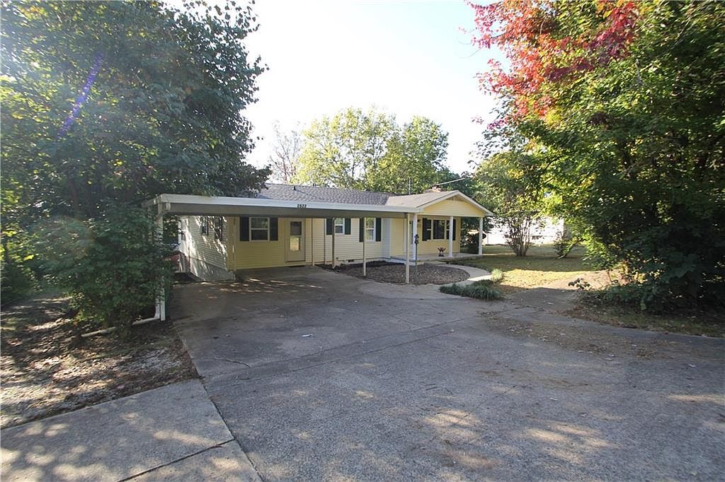 2822 N Old Wire Rd, Fayetteville, AR 72703 Zillow
