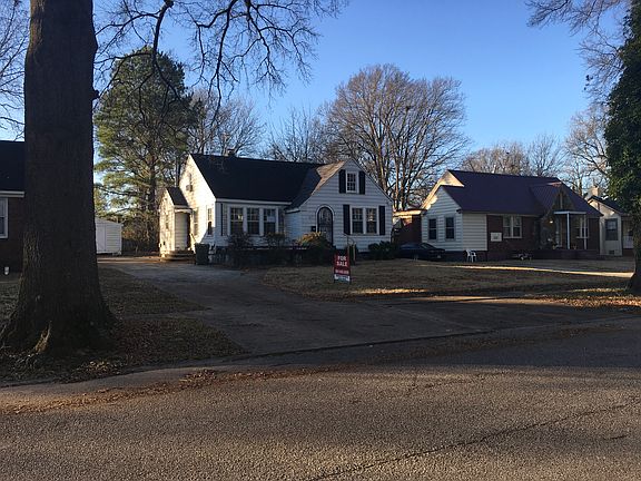 2nd image of 539 E Frank Ave