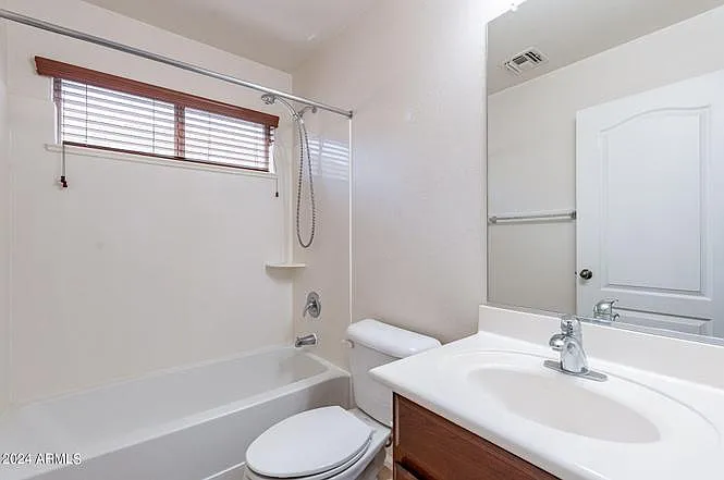 1405 E Baker Dr — Photo 12