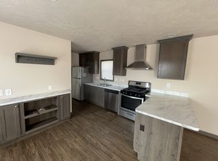 57251 Plymouth Rd #200, Washington, MI 48094