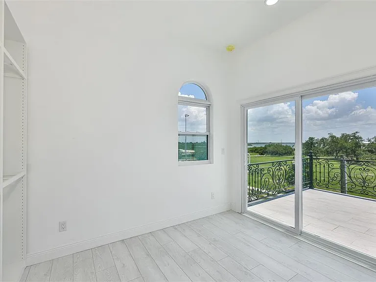 2816 Corrine St #2 — Photo 31