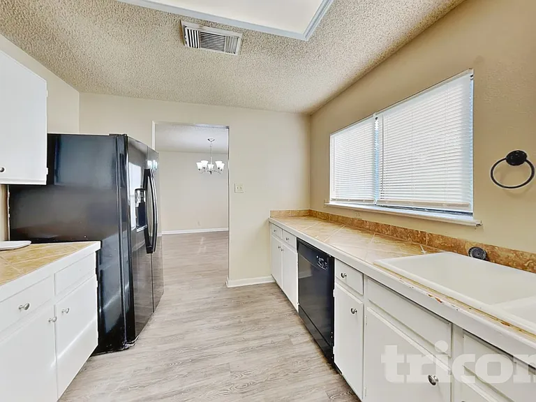 7511 Micron Dr — Photo 9