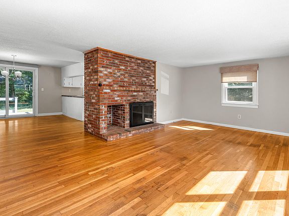 3rd image of 161 Bishops Terrace
