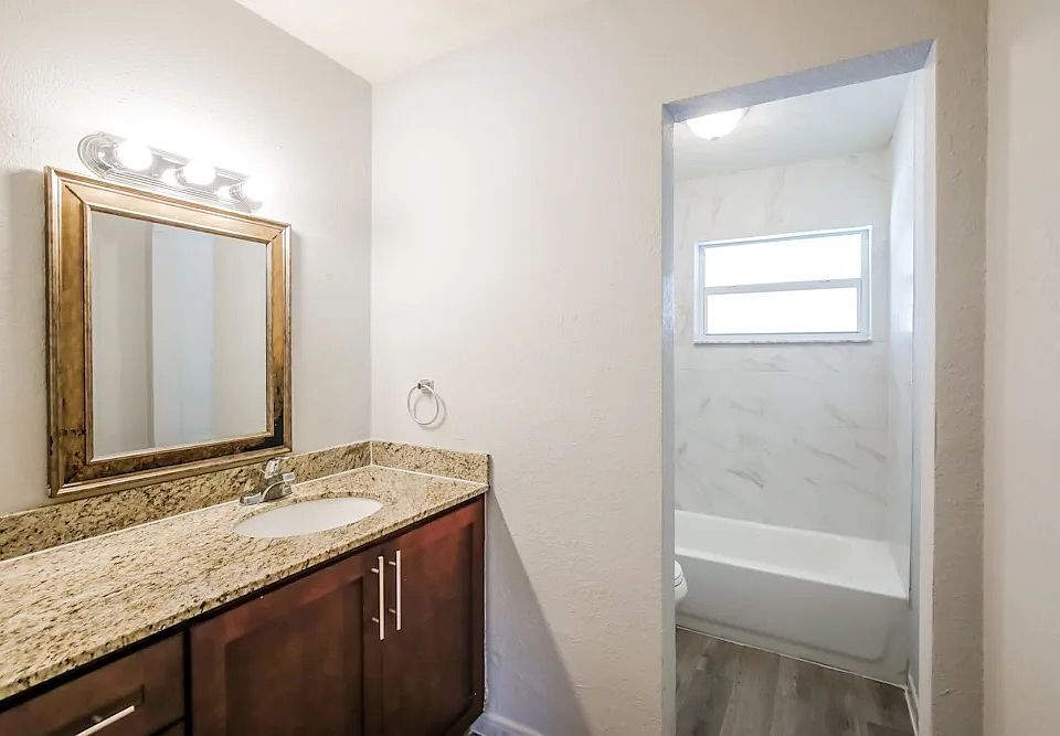 1st image of 3203 NE 10th Ave