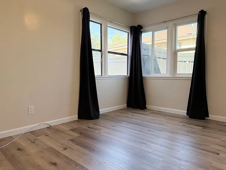 3082 Thurin Ave — Photo 19