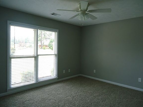 2nd image of 3300 Carrington Pl