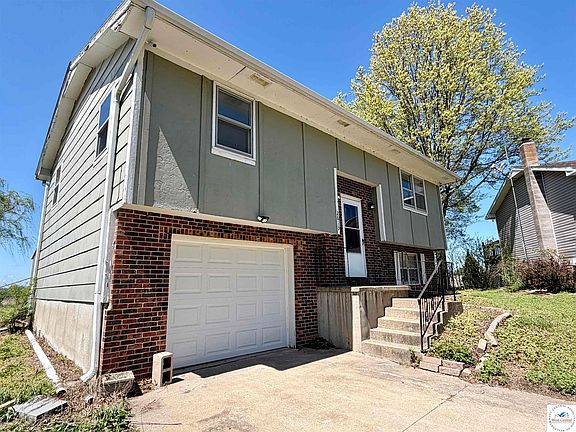 2nd image of 2613 Dogwood Ct