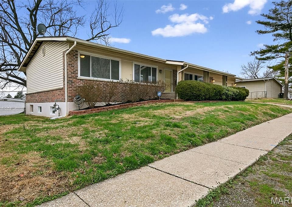 1st image of 13545 New Halls Ferry Rd