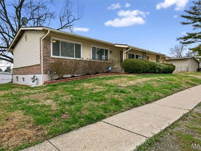 13545 New Halls Ferry Rd, Florissant, MO, 63033