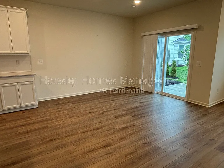 7255 Shroyer Way — Photo 20