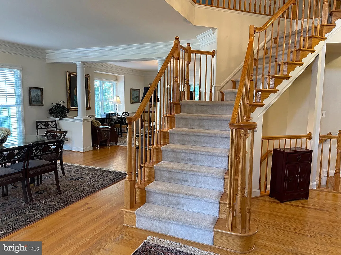6 bed, 6.0 bath, 5611 sqft, $7,300 — Photo 2