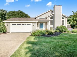 16692 James St, Holland, MI 49424